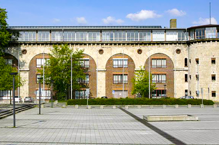 Schule in Ulm mit ArgillaTherm Naturklimasystem als Gebäudeklimatisierung